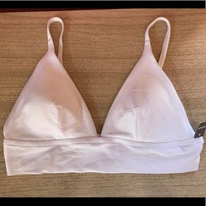 NWT. Aerie white triangle bikini top